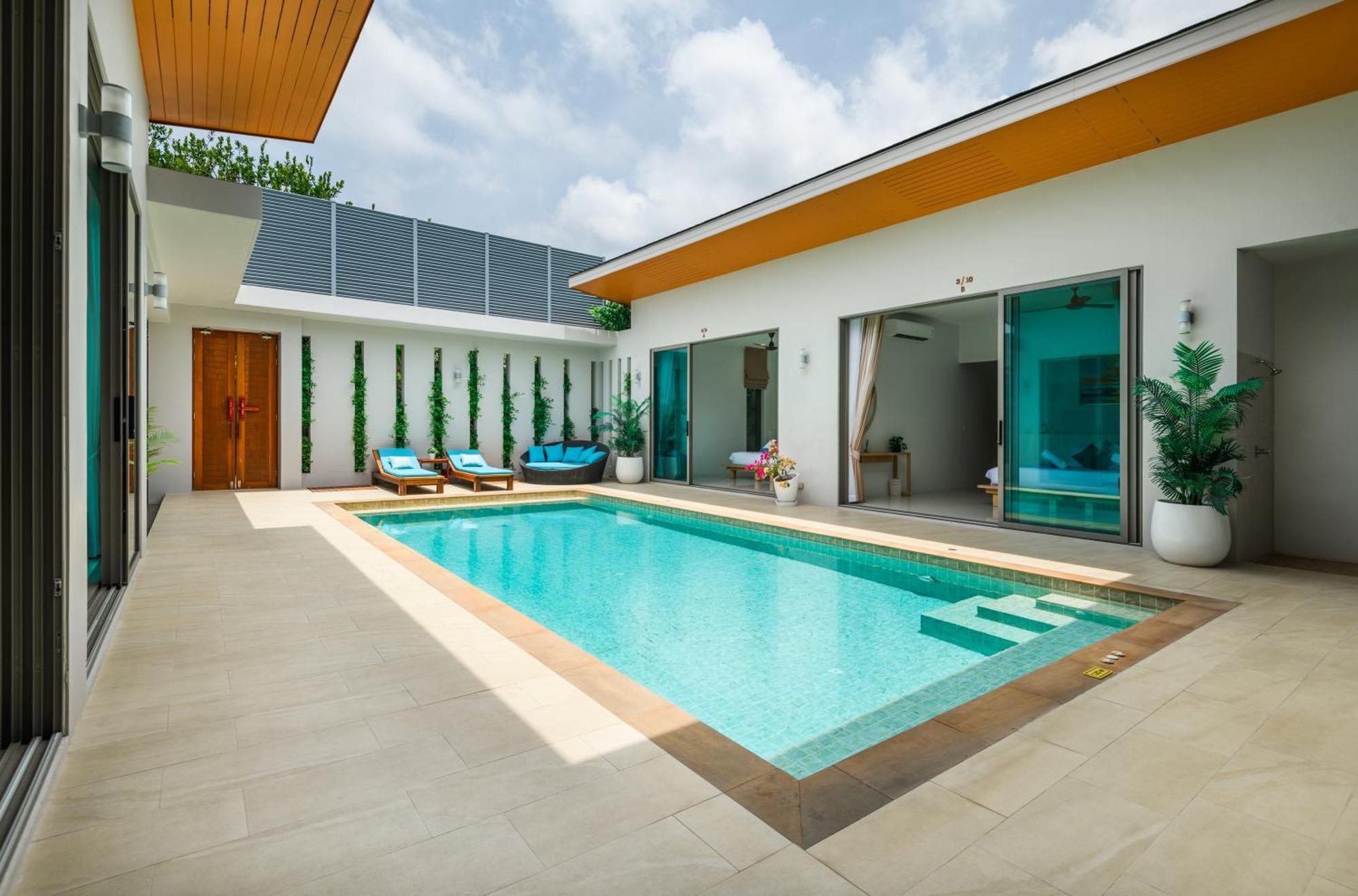 Mimosa 1, Splendid 4 Bedroom Master Ensuite วิลล่า Phuket